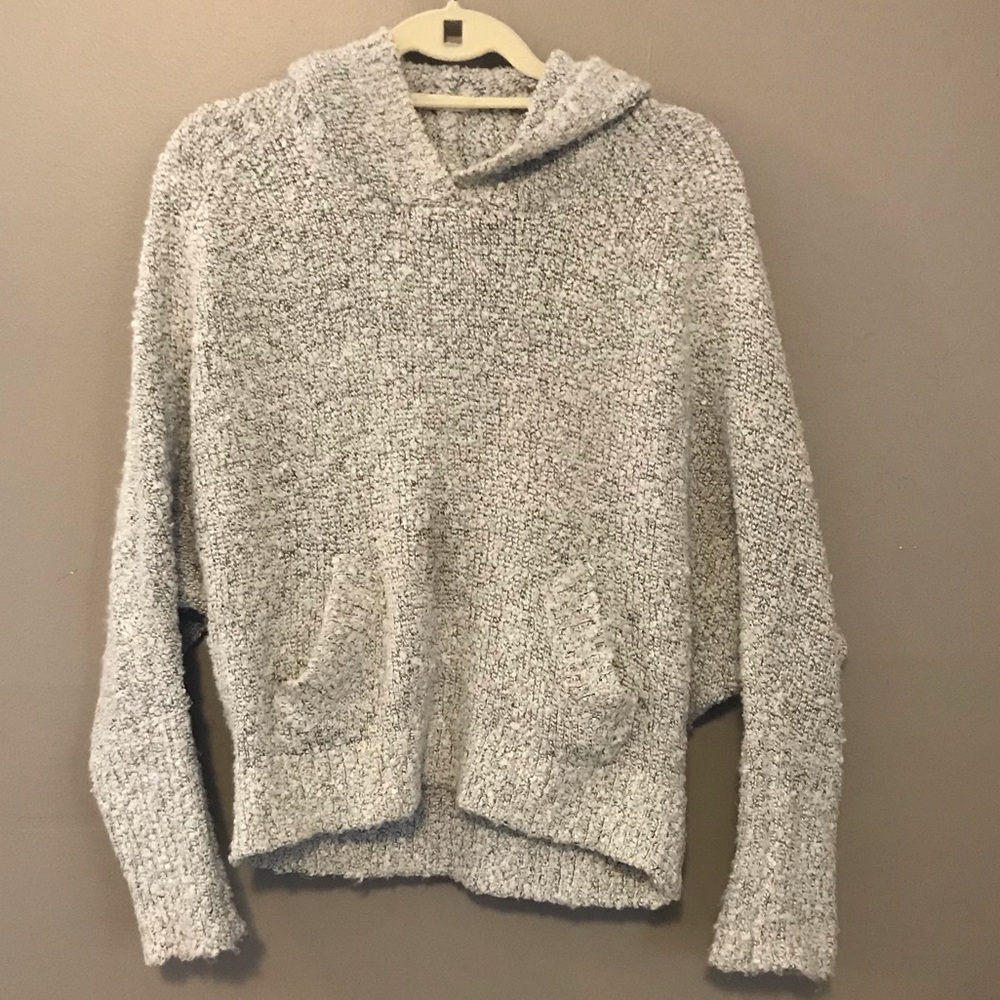 Light gray pullover sweater